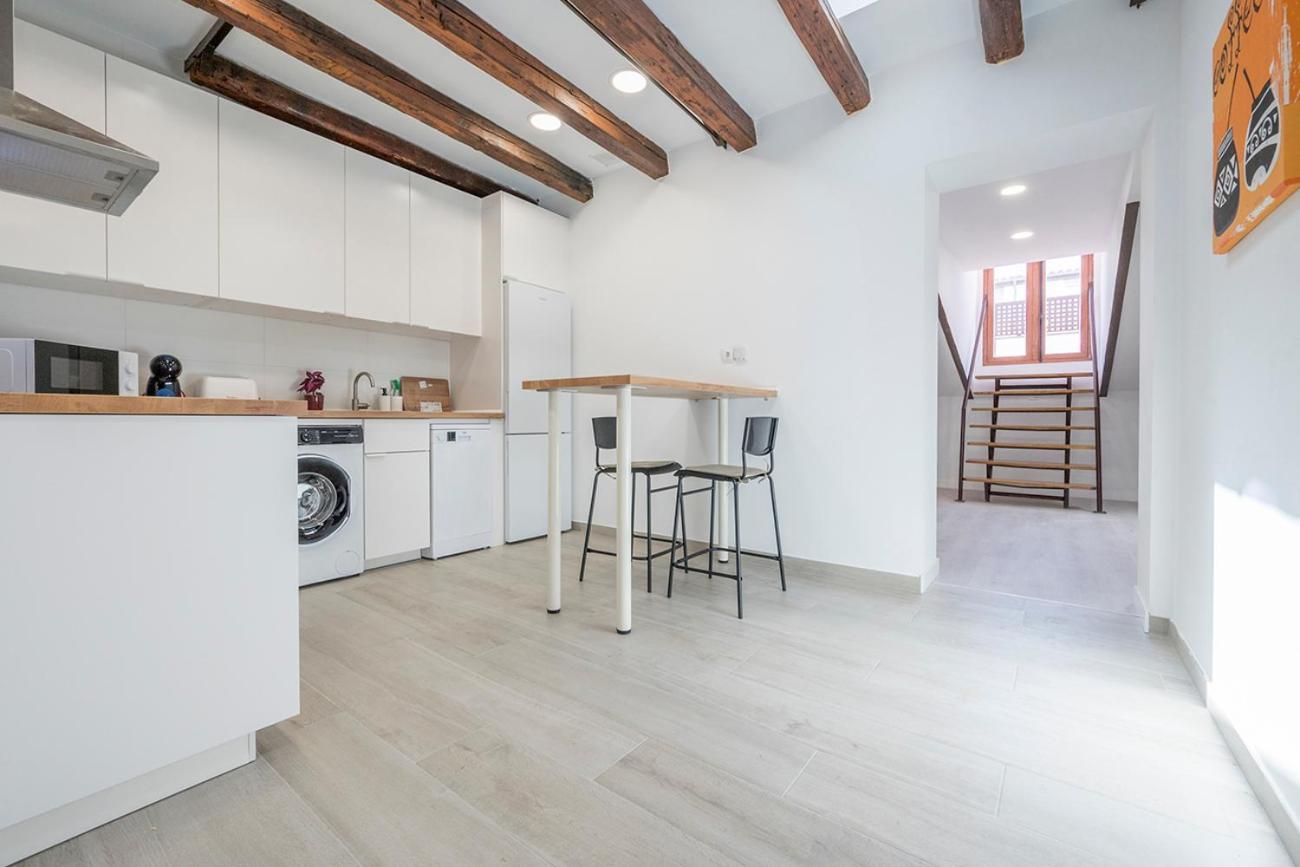 Exclusivo Atico Con Terraza En Plaza Mayor Madrid Eksteriør billede