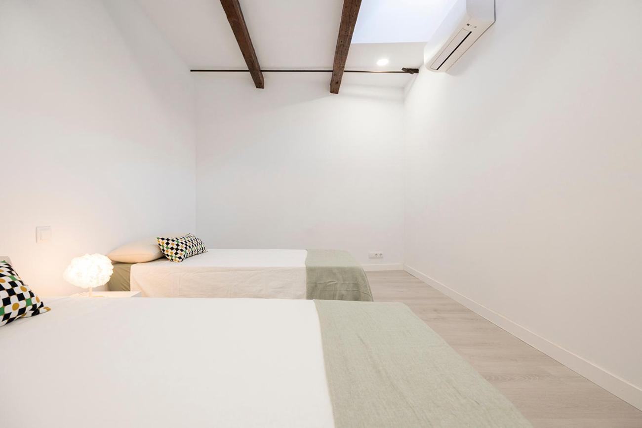 Exclusivo Atico Con Terraza En Plaza Mayor Madrid Eksteriør billede