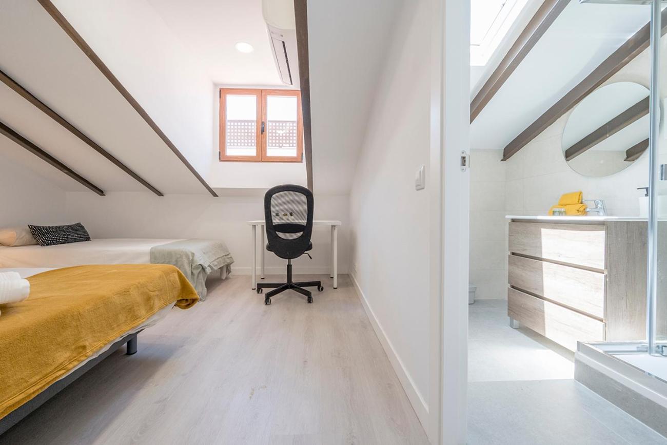 Exclusivo Atico Con Terraza En Plaza Mayor Madrid Eksteriør billede